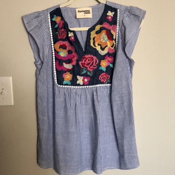 Tops - Boutique embroidered blouse size small